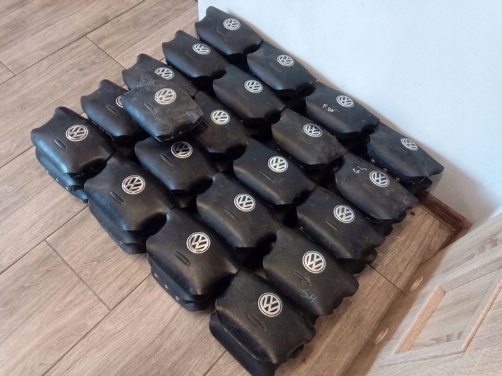 фото №5, Подушка подушка безопасности водителя vwolkswagen 3b0880201