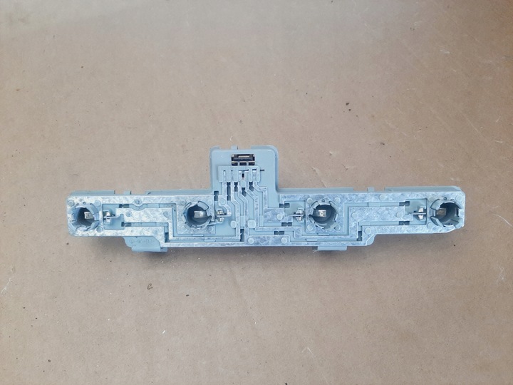 фото №7, Вкладка лампи зад задній праві opel zafira b ii рестайлінг 08-12 21722201