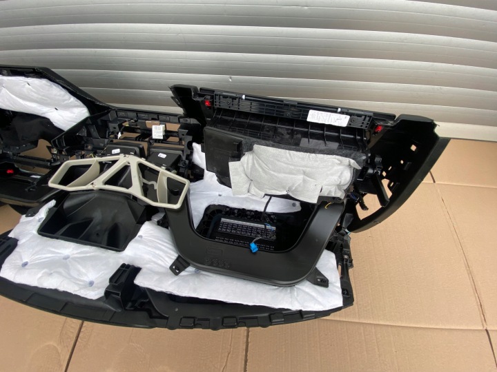 фото №10, Bmw x5 g05 x6 g06 lci рестайлінг торпедо роздавальна консоль head up європа