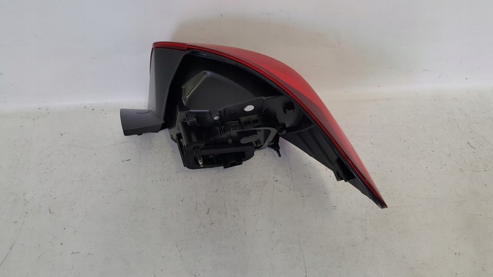 фото №5, Dacia sandero ii рестайлинг лампа зад левая 17-20r