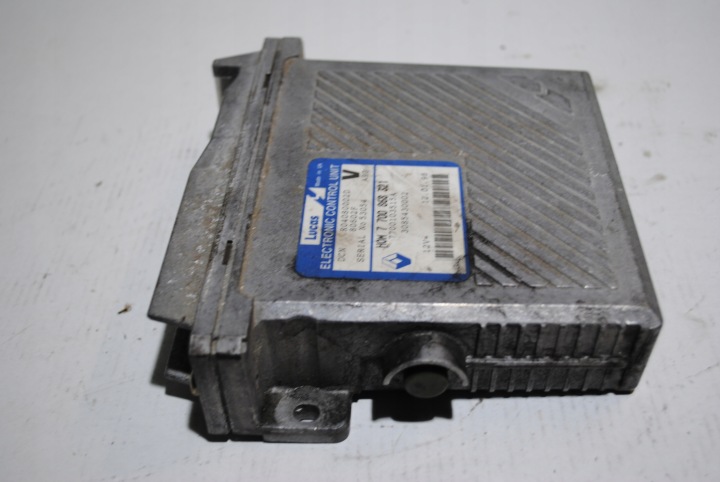 фото №8, Компютер двигуна volvo v40 7700868321