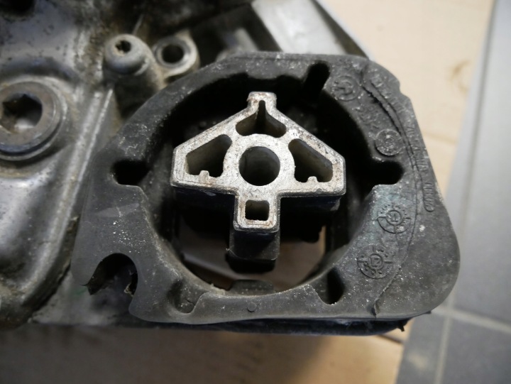 фото №12, Bmw e70 e71 30dx 35ix 40dx 40ix m50dx редуктор кпп раздаточная 7643758