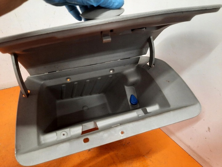 фото №3, Renault modus i 04-07 бардачок пассажира 8200461376