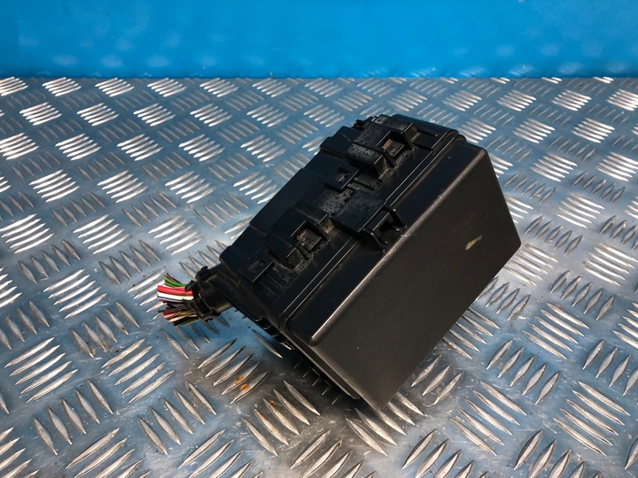 фото №1, Suzuki alto 09-14 коробка предохранителей