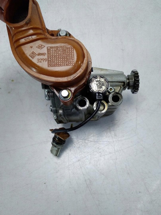 фото №6, Насос масла маслоприемник dacia lodgy 1.2 tce 150002257r