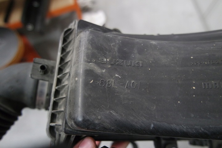 фото №5, Корпус фільтра повітря suzuki swift mk7 рестайлінг
