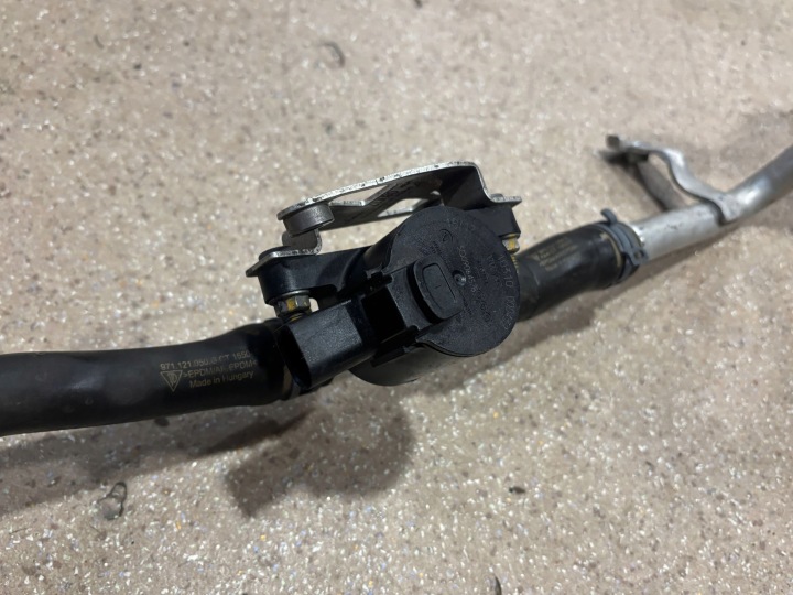фото №11, Додатковий водяна помпа  porsche panamera 971 5q0906457b