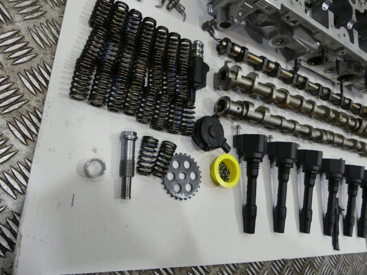 фото №9, Bmw g30 g11 g14 g05 g06 g07 4.0i b58b30c головка цилиндров 8632293