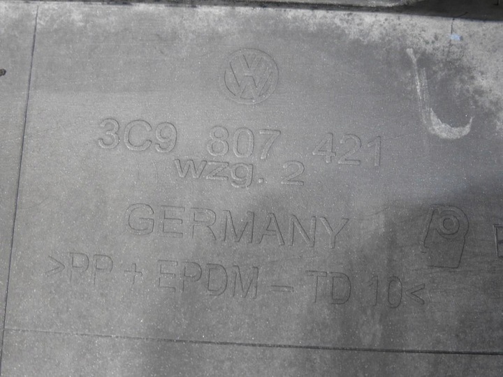 фото №8, Бампер задний зад r-line lk7x vw passat b6 рестайлинг универсал 3c9807421