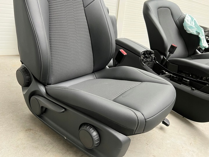 фото №6, Сидіння диван пластики mercedes a-klasa w177 sedan