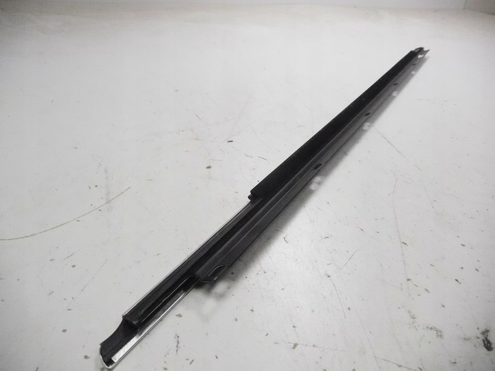 фото №10, Планка дверь перед правые хром golf v 1k5837476d