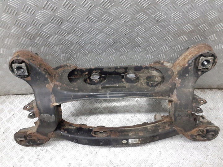 фото №6, Підрамник траверса зад mercedes w203 купе