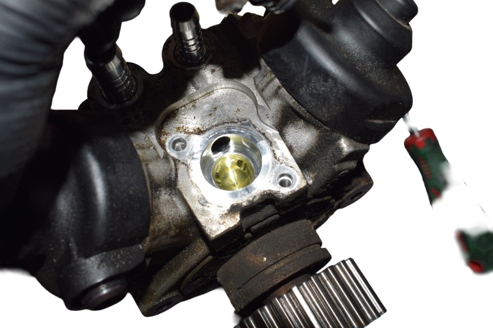 фото №6, Audi a6 c6 рестайлінг 3.0 tdi насос паливна рейка  059130755ah