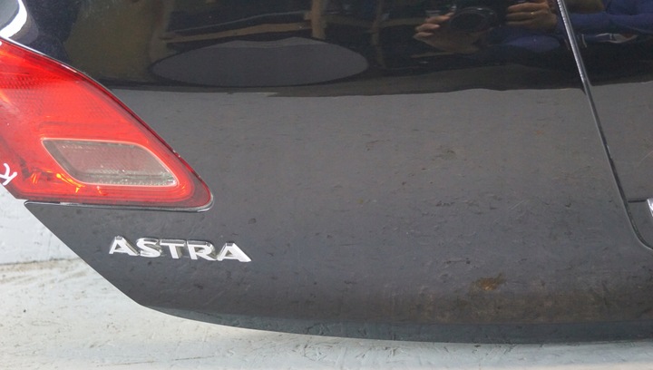 фото №11, Кришка багажника зад opel astra j 5d hb