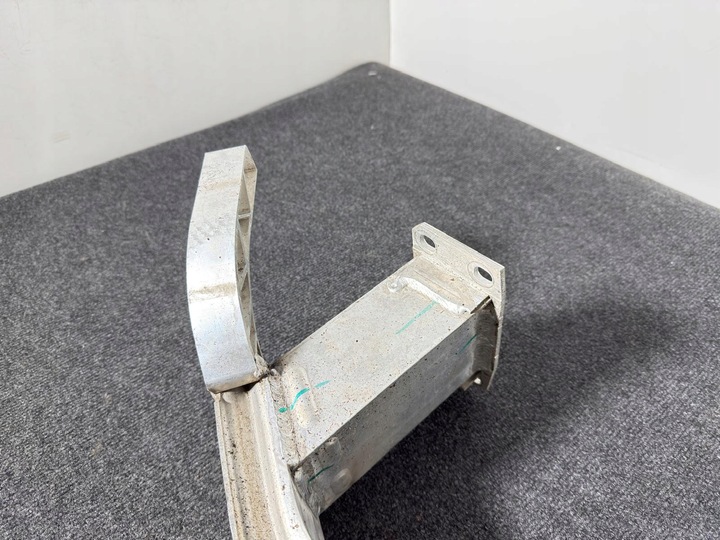 фото №12, Porsche panamera 971 балка pas перед переднее бампера 971805241f сцепление красивая