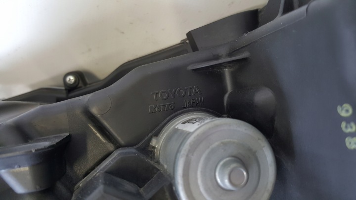 фото №8, Toyota land cruiser повний led фара права 18-21r