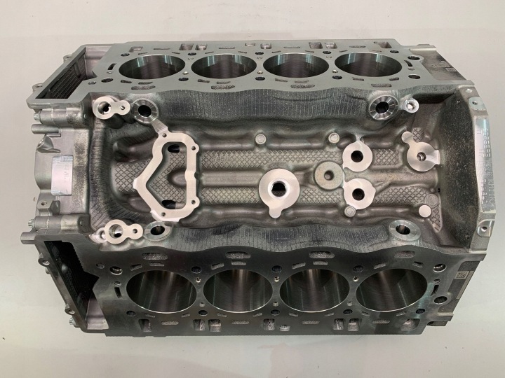 фото №7, Bmw m5 f90 m8 f92 f95 блок  двигуна s63b44b новий !