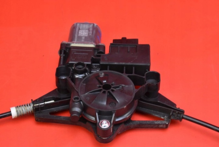 фото №11, Стеклоподъемник правый зад 5e0839462 skoda octavia 3 iii 5d hb 13-17