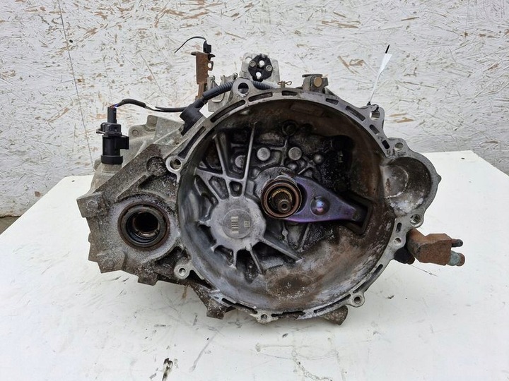 фото №1, Kia carens 4 iv 1.7 crdi коробка передач коробки передач механічна коробка передач 6b wew6h