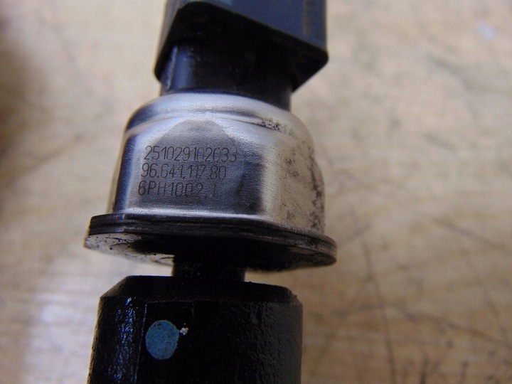 фото №6, Планка вприскувальний датчик peugeot 3008 1.6 hdi