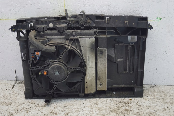 фото №9, Pas переднее радиатор citroen c3 ii 1.2 b