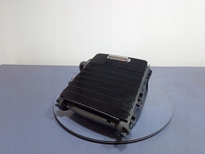 фото №1, Mercedes gle w167 держатель na напитки подстаканник a1678101804