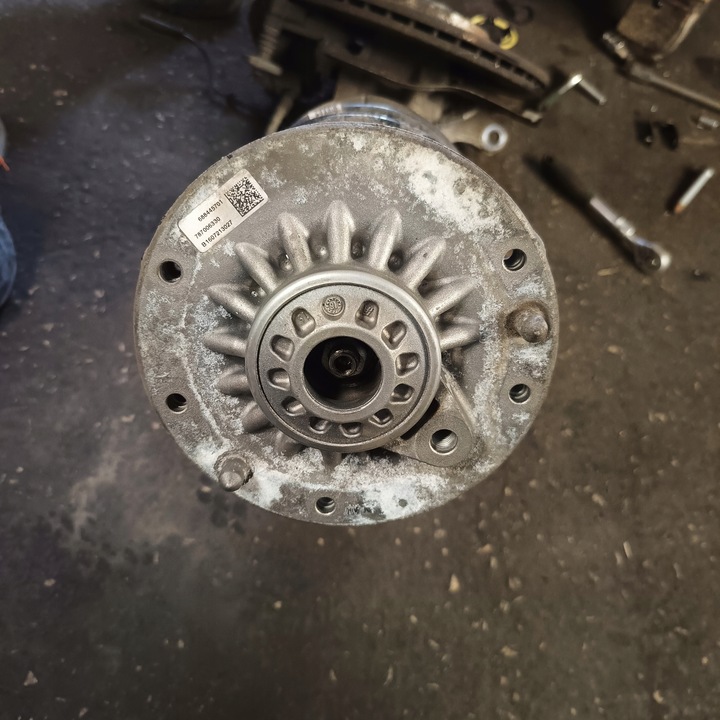 фото №4, Bmw f45 f46 2 поворотна опора 6876646 амортизатор 6874796 праві перед переднє