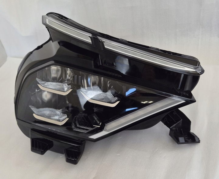 фото №16, Фара права перед ,,led vision,, citroen c4 x c4 iii 2020- 9830649280