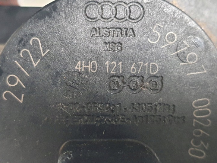 фото №12, Клапан електромагнітний тримач шланг audi a8 s8 d5 4h0121671d 4m0121056bc