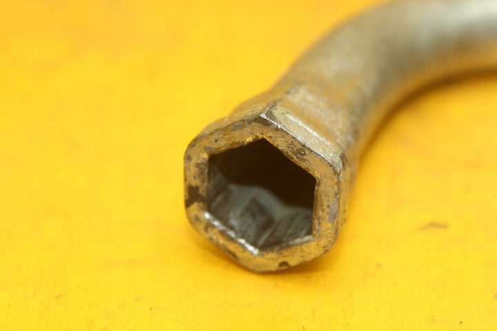 фото №5, Ключ do kół audi a6 c6 vw seat skoda 17 дюймов 8n0012219