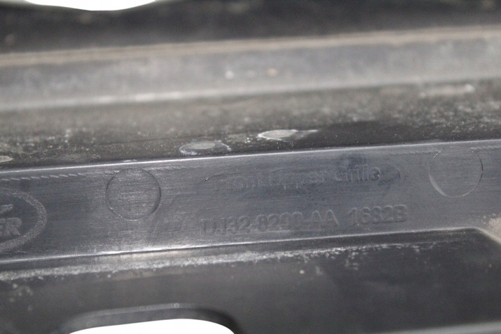 фото №8, Решітка радіатора land rover range rover evoque l538 dj328200aa 2.2l дизель 140kw