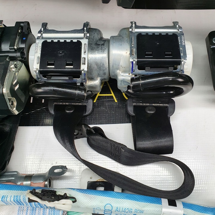 фото №10, Q5 80a панель консоль подушки ремни подушка безопасности