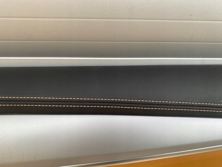 фото №7, Оббивка боковина двері праві перед bmw 5 g30 g31 harman кардон жовта nić