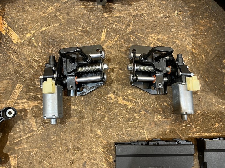 фото №15, Сиденья kpl. кожа модули ролеты вентиляция porsche panamera 971 1