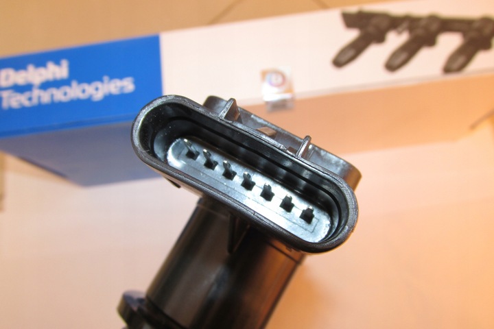 фото №4, Катушка зажигания opel astra 4 j iv 1.6 55561655