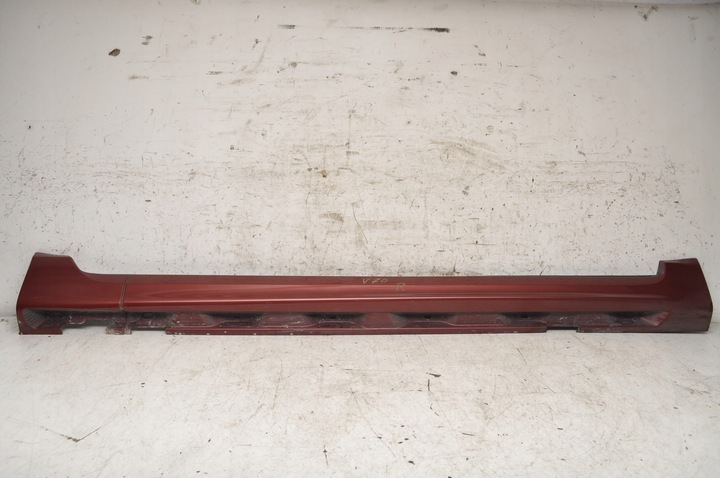 фото №1, Volvo v70 iii планка накладка пороговая правая 30678565