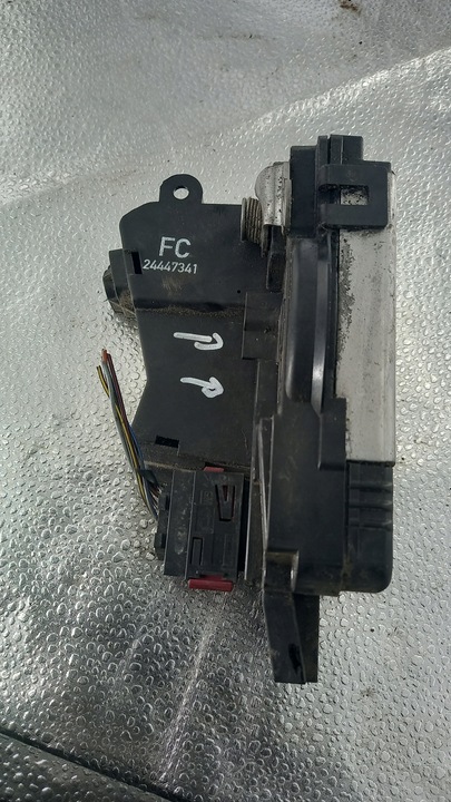 фото №1, Замок праві перед opel vectra c 2.2b 03r sedan