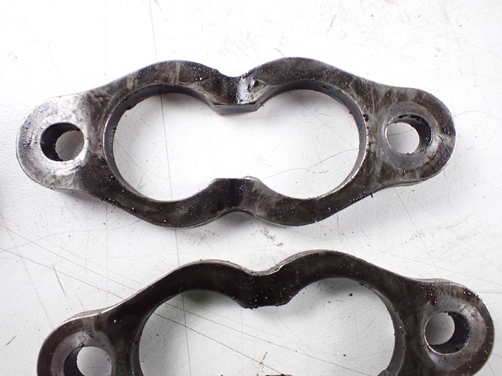 фото №6, Лапи подножка крепление форсунок audi a6 c6 2.7 tdi европа