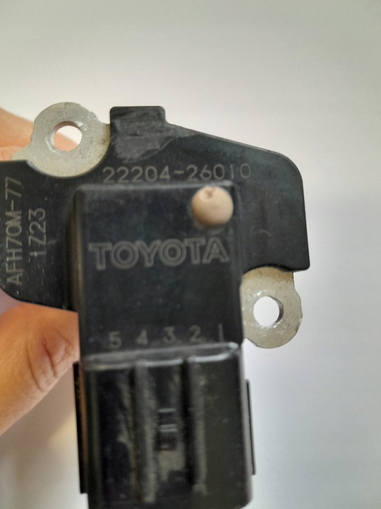 фото №6, Расходомер 22204-26010 yaris ii 1.4 d4d t27 rav4 iv