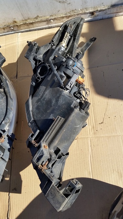 фото №15, Mazda 5 05-08 ксенон комплект лампа / оригінальний номер p5115r/5l