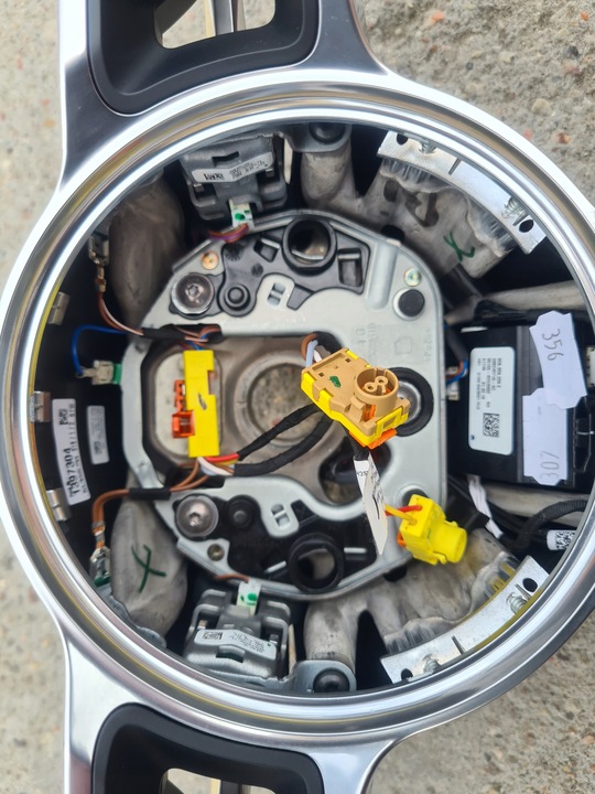 фото №10, Porsche 718 982 991 рестайлинг macan руль с подогревом кожаный лепестки