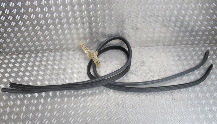 фото №1, Range rover velar прокладка двері лівий зад