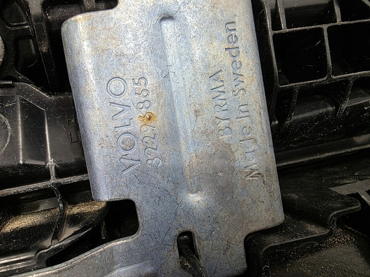 фото №12, Спойлер спойлер свет сплава зад volvo c40 ec40 32296199 32345583 32296865