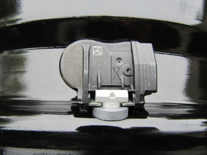 фото №16, 4x диски 17 hyundai i30 ii iii kia ceed ii iii 5x114,3 et50 + датчики tpms