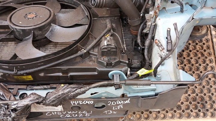 фото №10, Chevrolet cruze рестайлінг 1.7 v-cdi pas переднє комплект