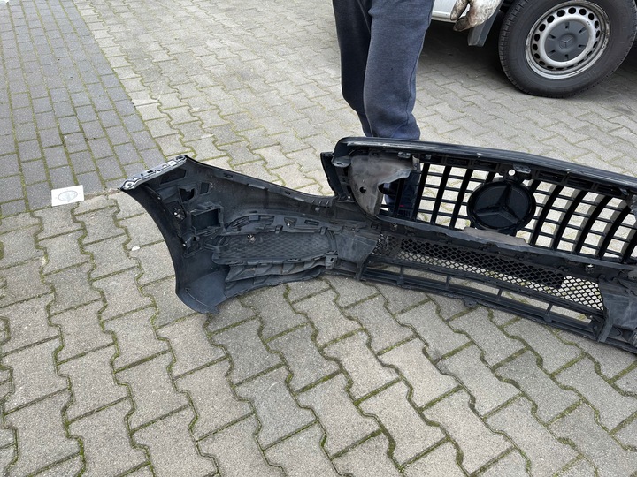 фото №8, Mercedes 213 бампер переднє комплектний