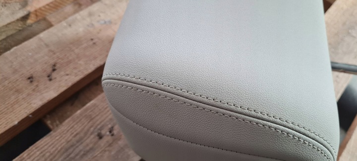 фото №5, Q3 83a підголівник сидіння лівий праві перед шкіра шкіряний