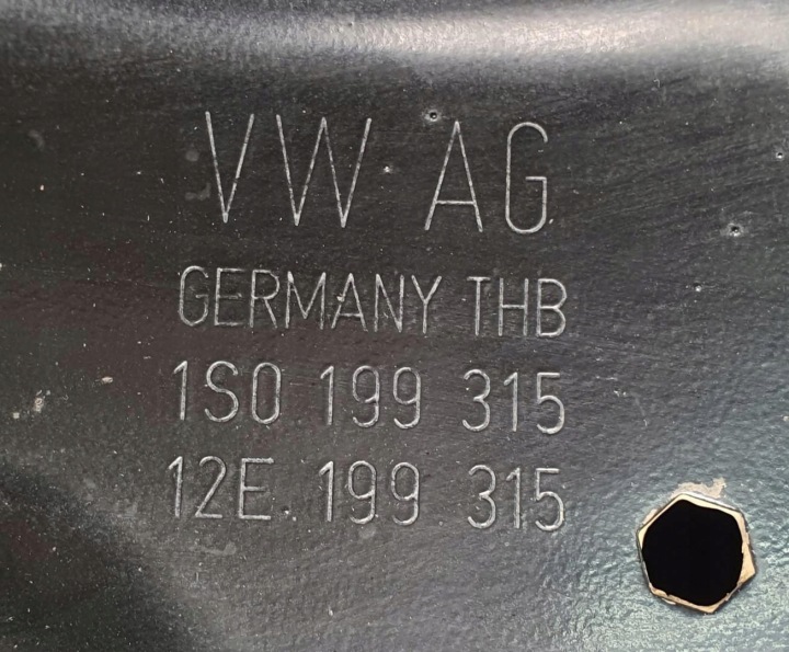 фото №5, Візок підрамник балка trawers перед vw up 1s0199315
