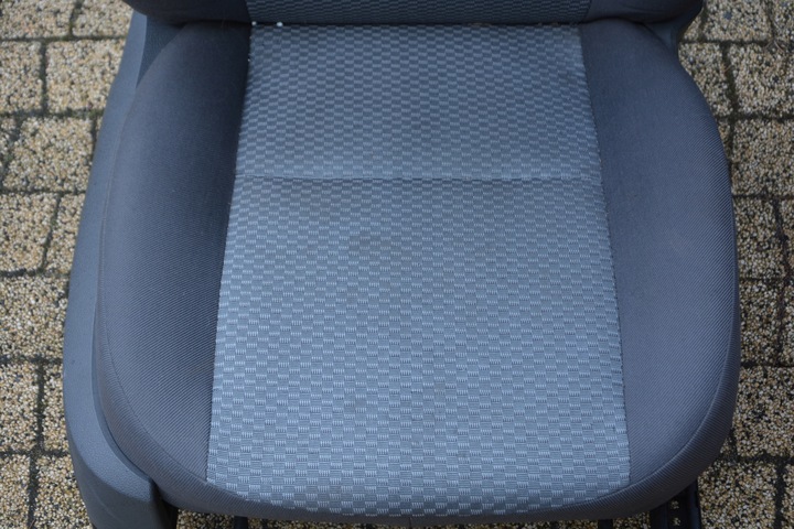 фото №9, Сиденья диван ford focus mk2 5d