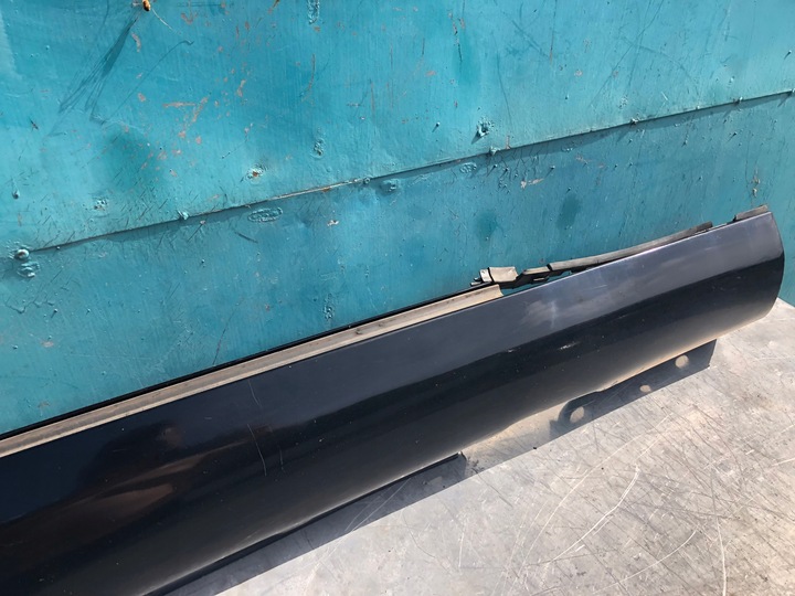 фото №5, Mercedes w203 права планка накладка порогова 040